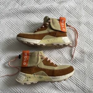 Holo Beige Brown Quorra Lace Up Hiking Sneakers Boots Women's Size 8.5 Gorpcore